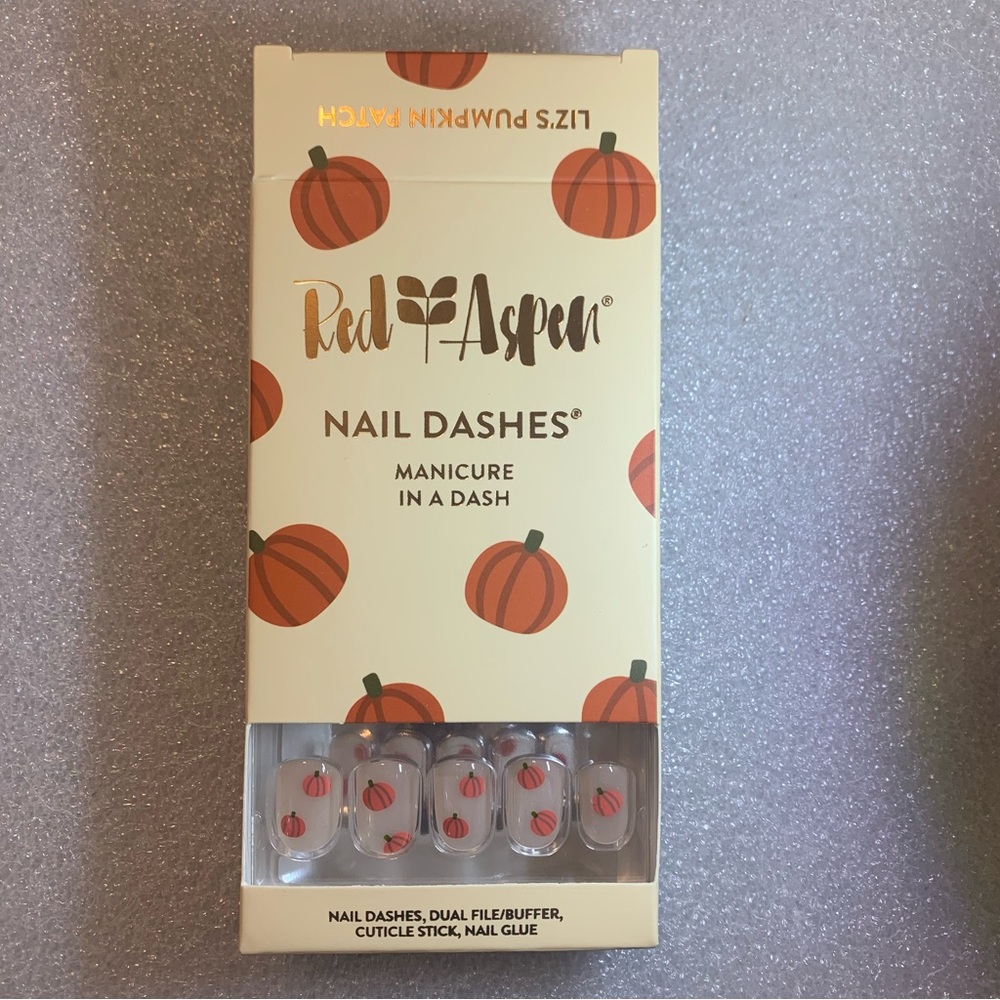 Red Aspen Pumpkin Patch Press-On Nails